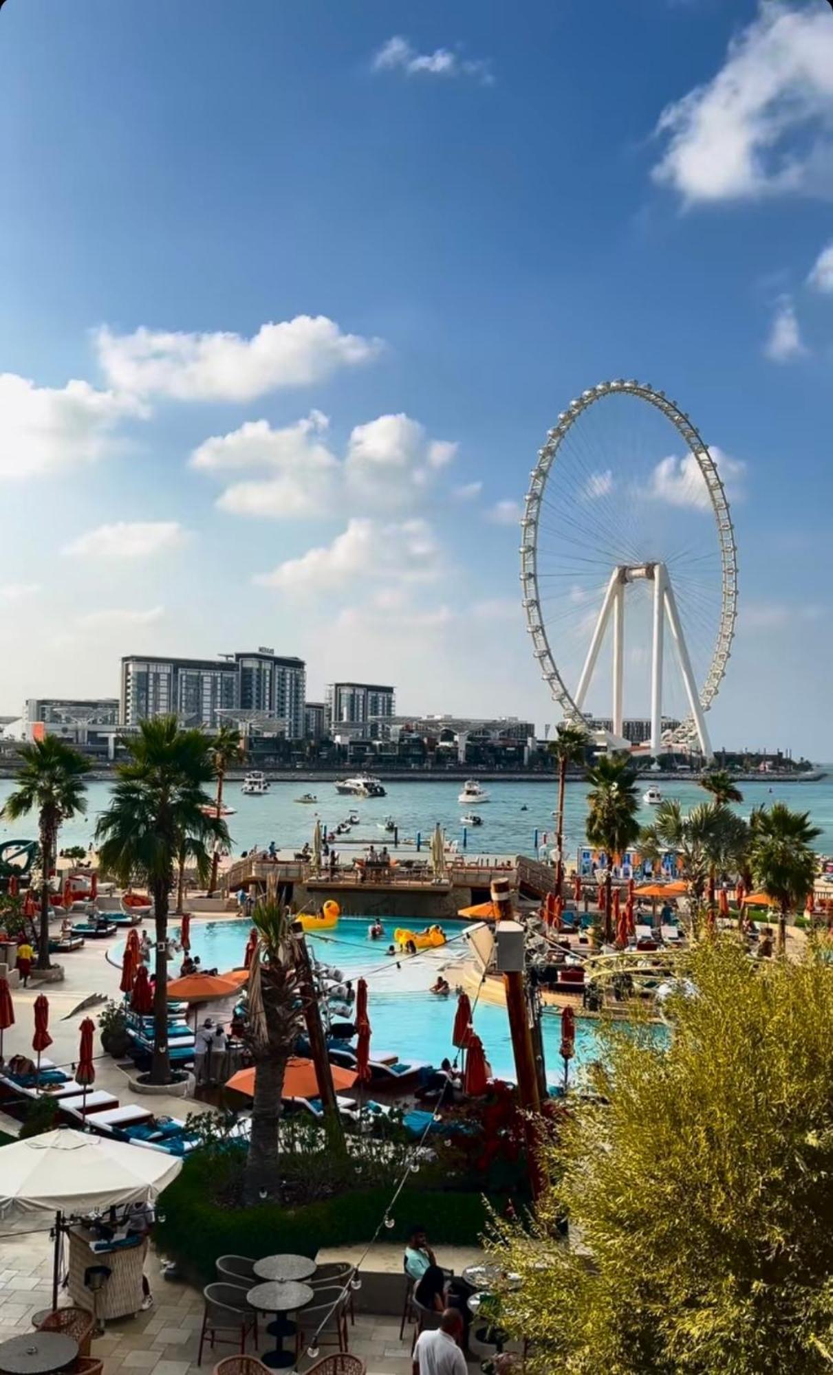 Seaview Beach Hostel Jbr - Walk To Beach - Gym - Pool - Metro Station Dubai Exterior photo
