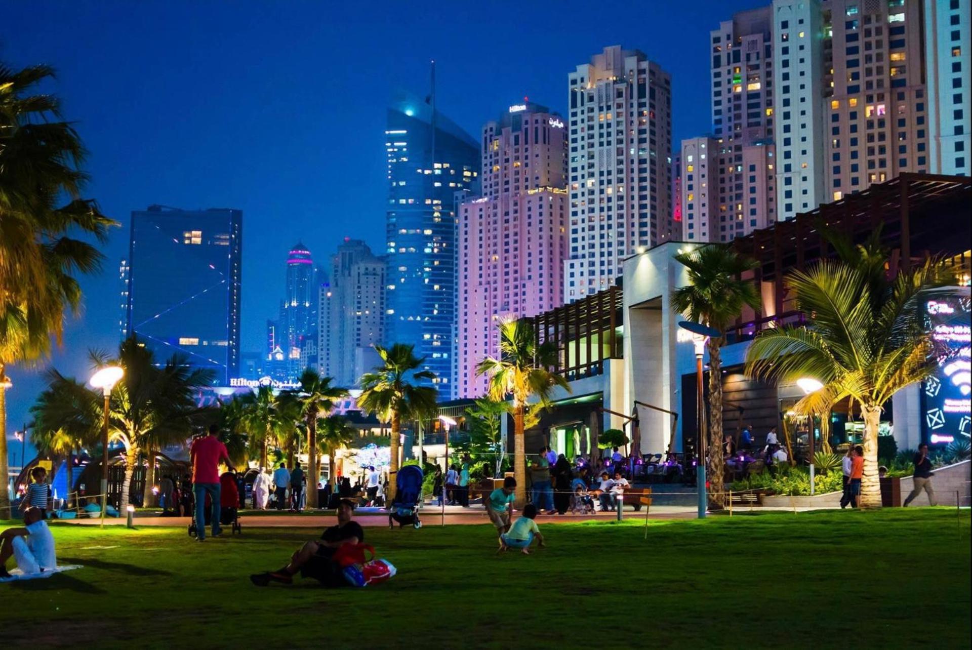Seaview Beach Hostel Jbr - Walk To Beach - Gym - Pool - Metro Station Dubai Exterior photo