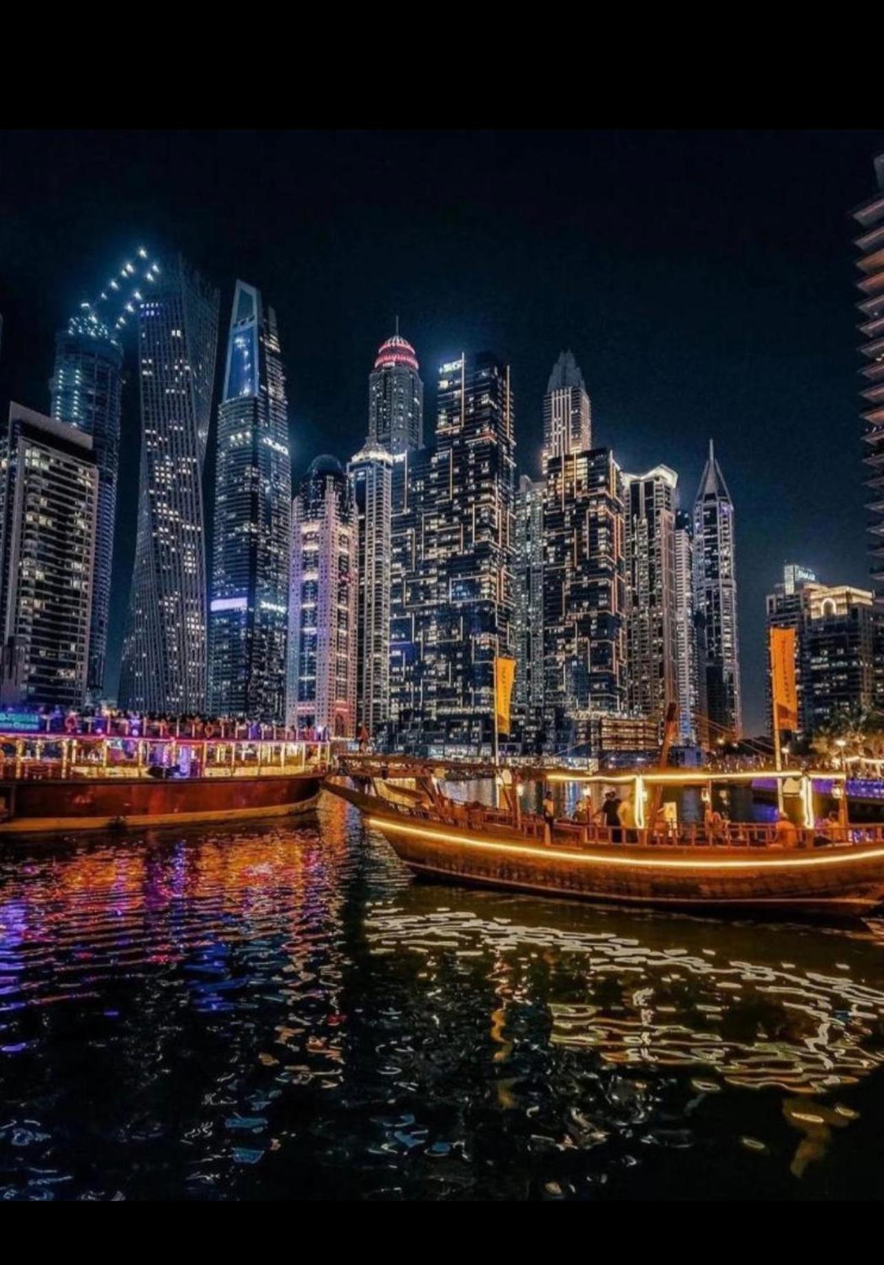 Seaview Beach Hostel Jbr - Walk To Beach - Gym - Pool - Metro Station Dubai Exterior photo